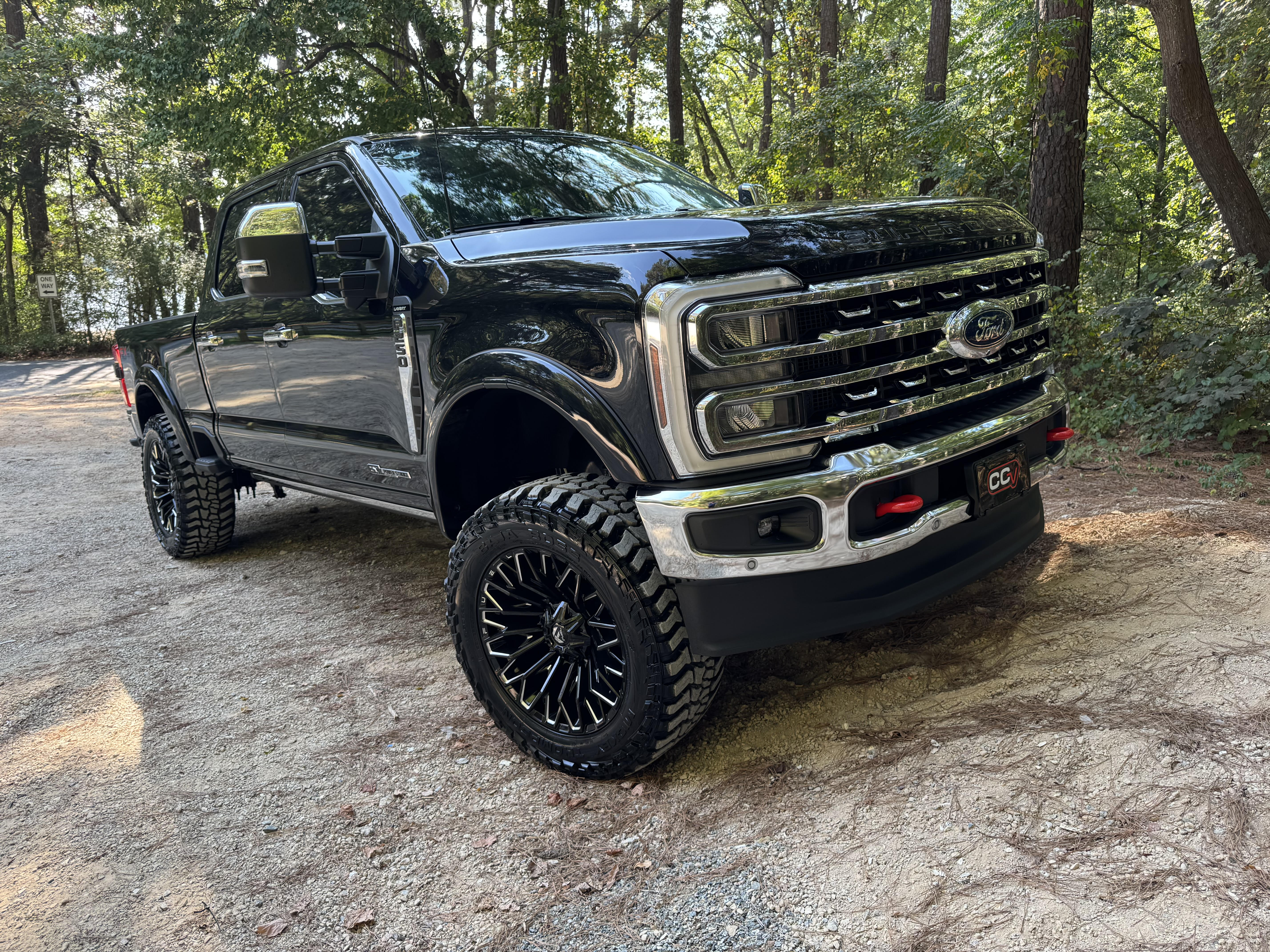 2025 Ford F-250 Lariat FX4
