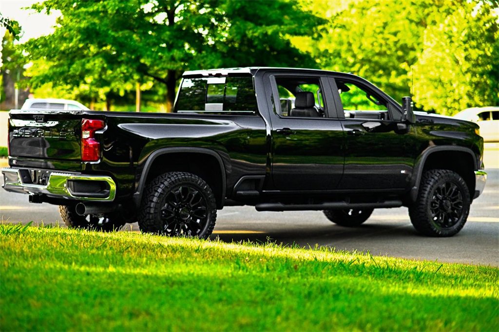 2025 Silverado 2500HD LT