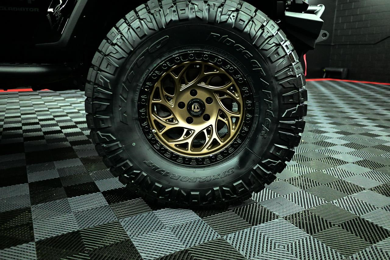 2025 Jeep Gladiator Blue Ridge