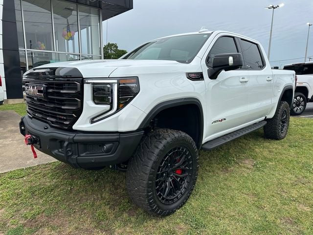 2025 GMC Sierra 1500 AT4X