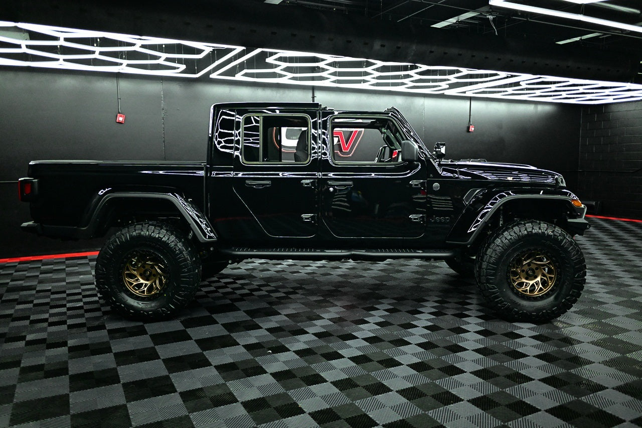 2025 Jeep Gladiator Blue Ridge