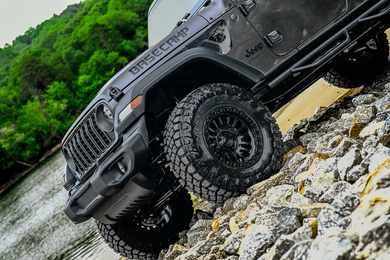 2025 Jeep Wrangler Base Camp