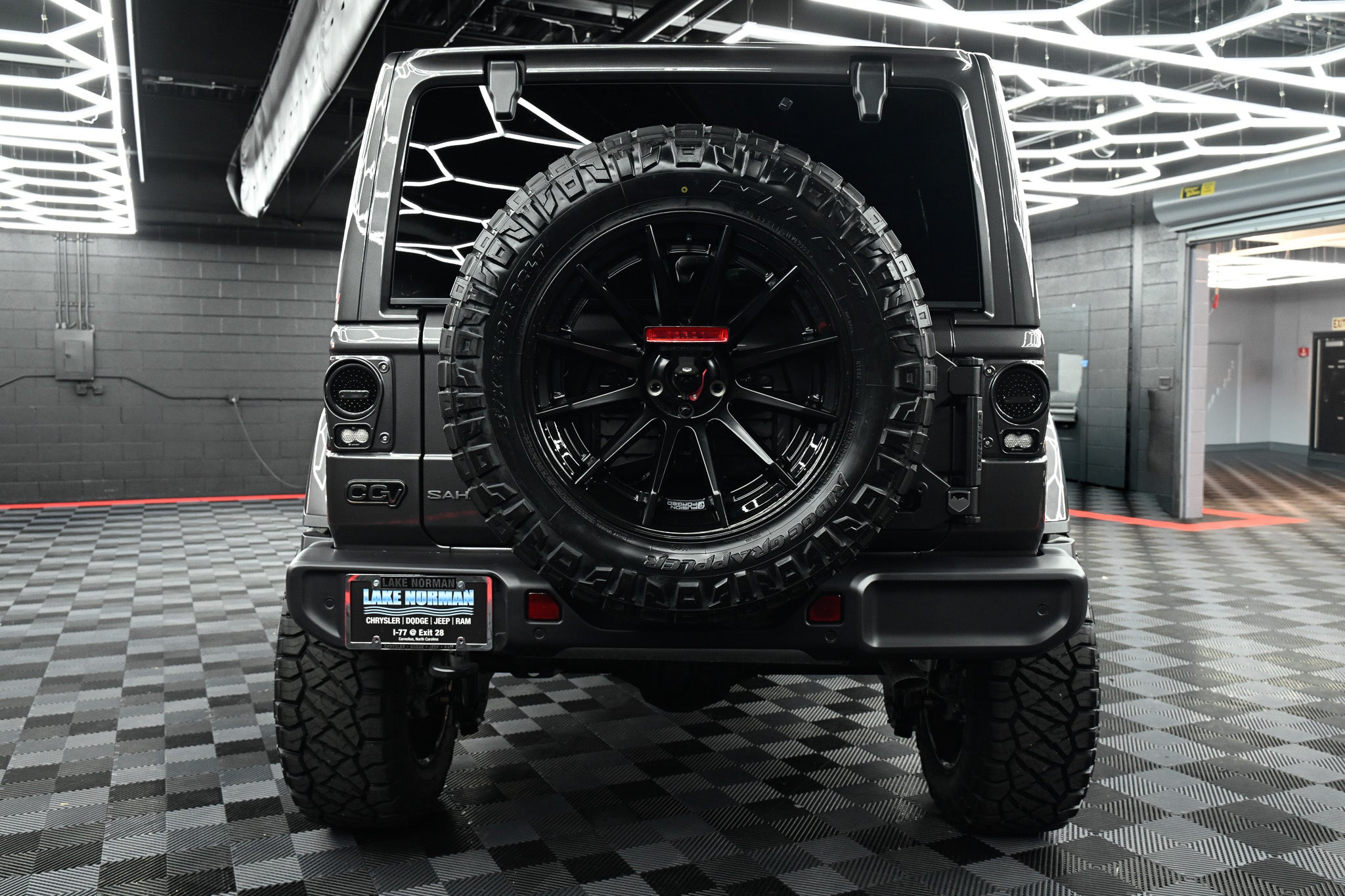 2026 Jeep WRANGLER 4-DOOR SAHARA Up Town