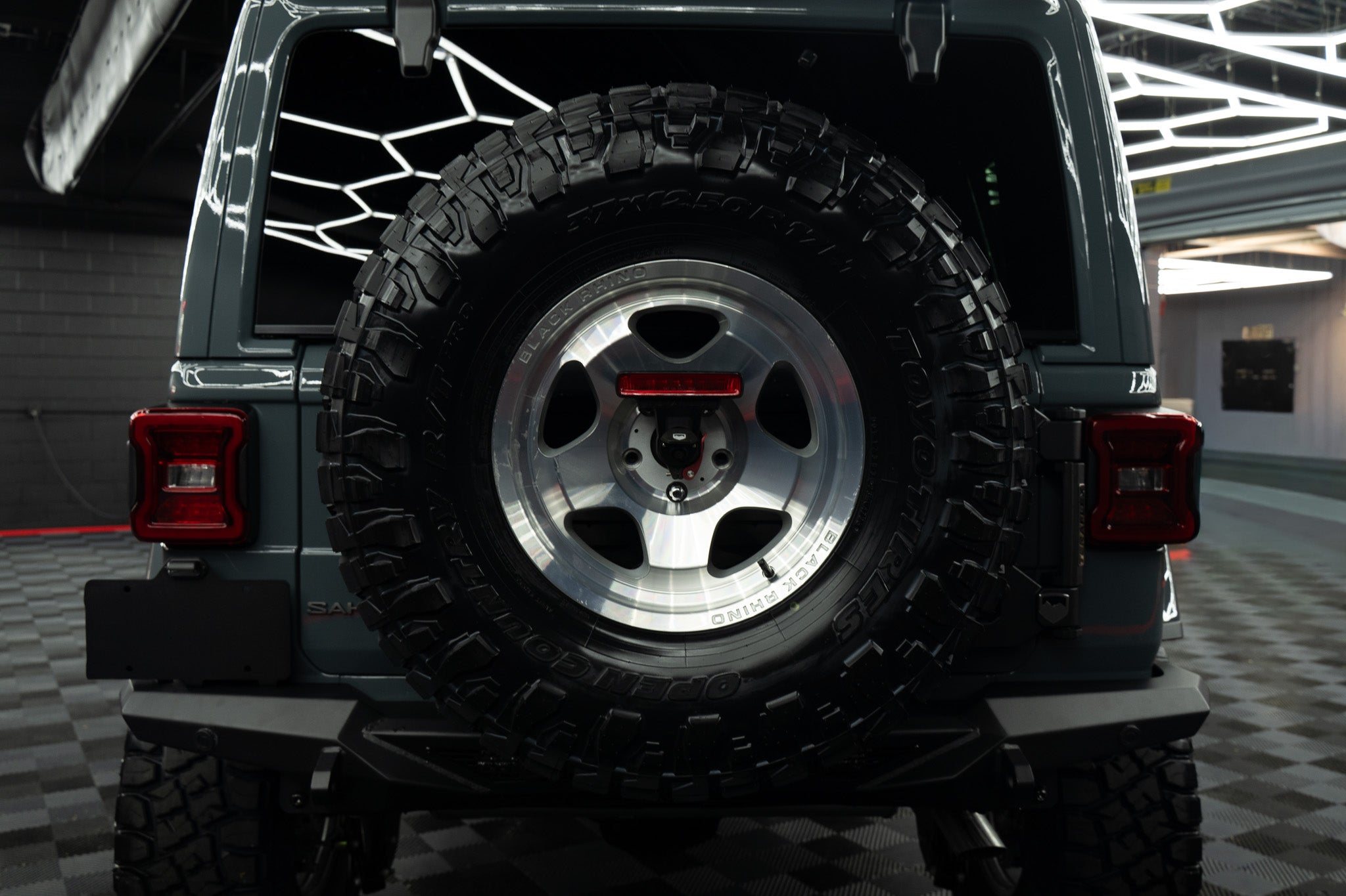 New 2026 Jeep WRANGLER 4-DOOR SAHARA Blue Ridge 220148