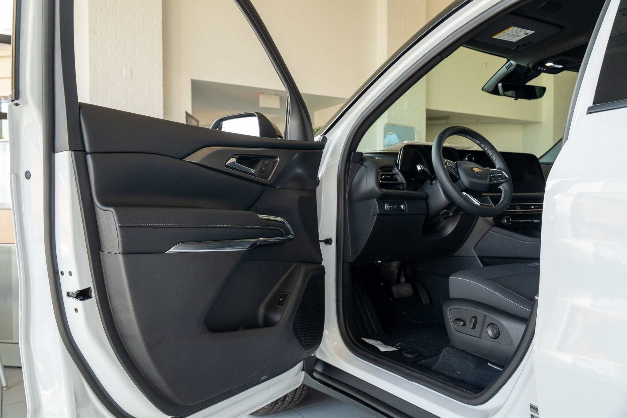 2026 Chevrolet Traverse LT Midnight Edition