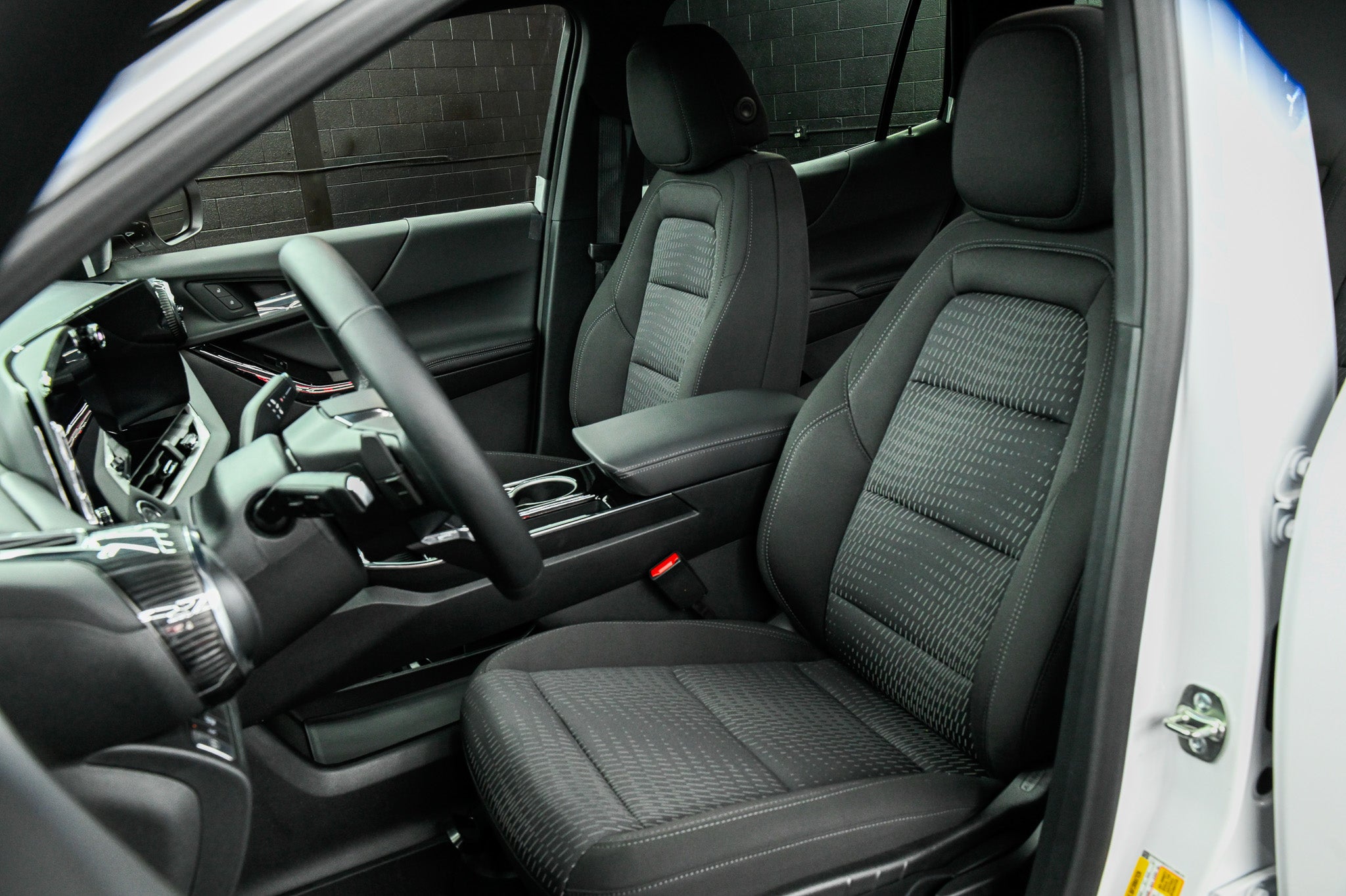 2026 Chevrolet Equinox LT Midnight Edition -White