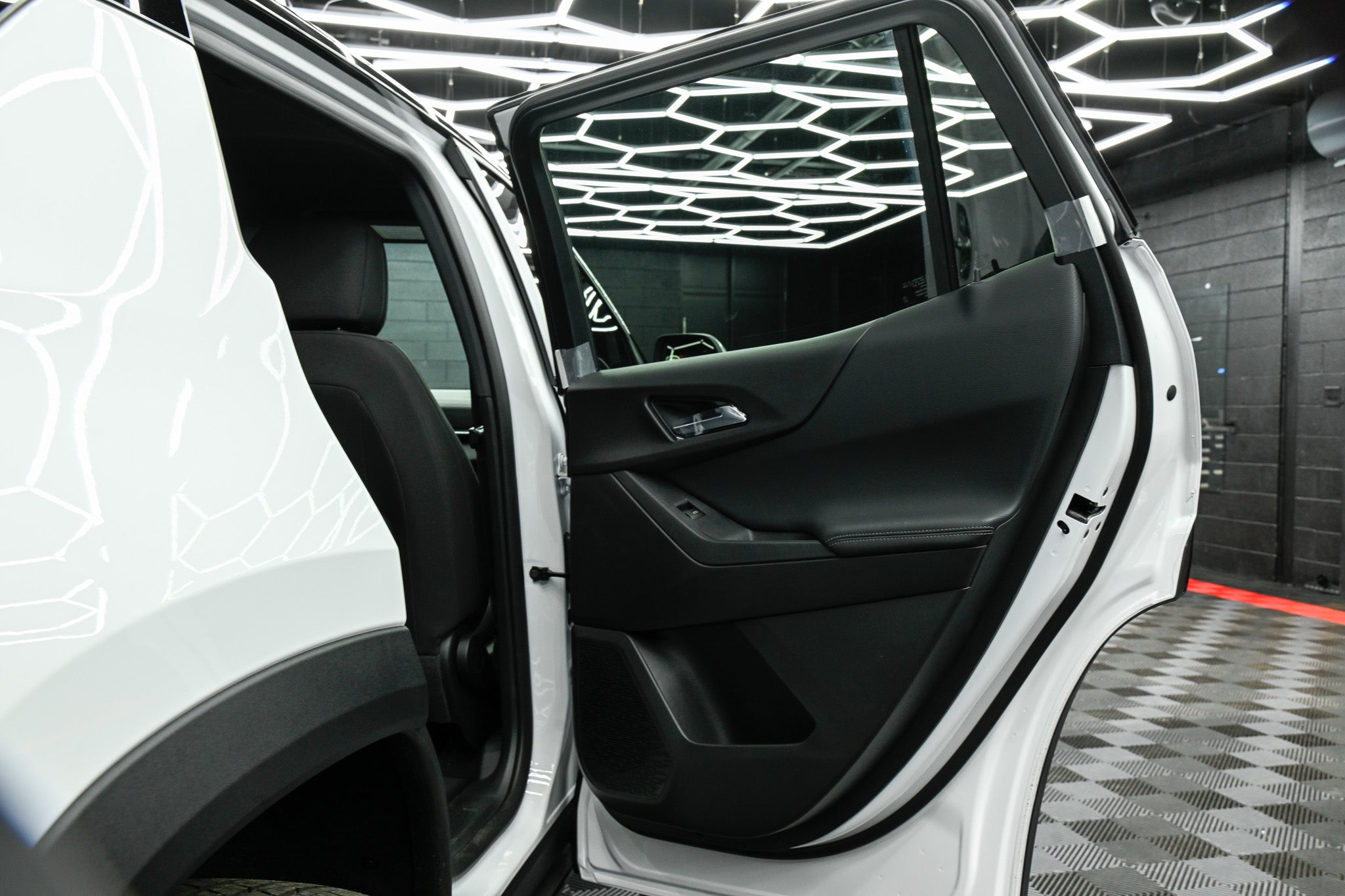 2026 Chevrolet Equinox LT Midnight Edition -White