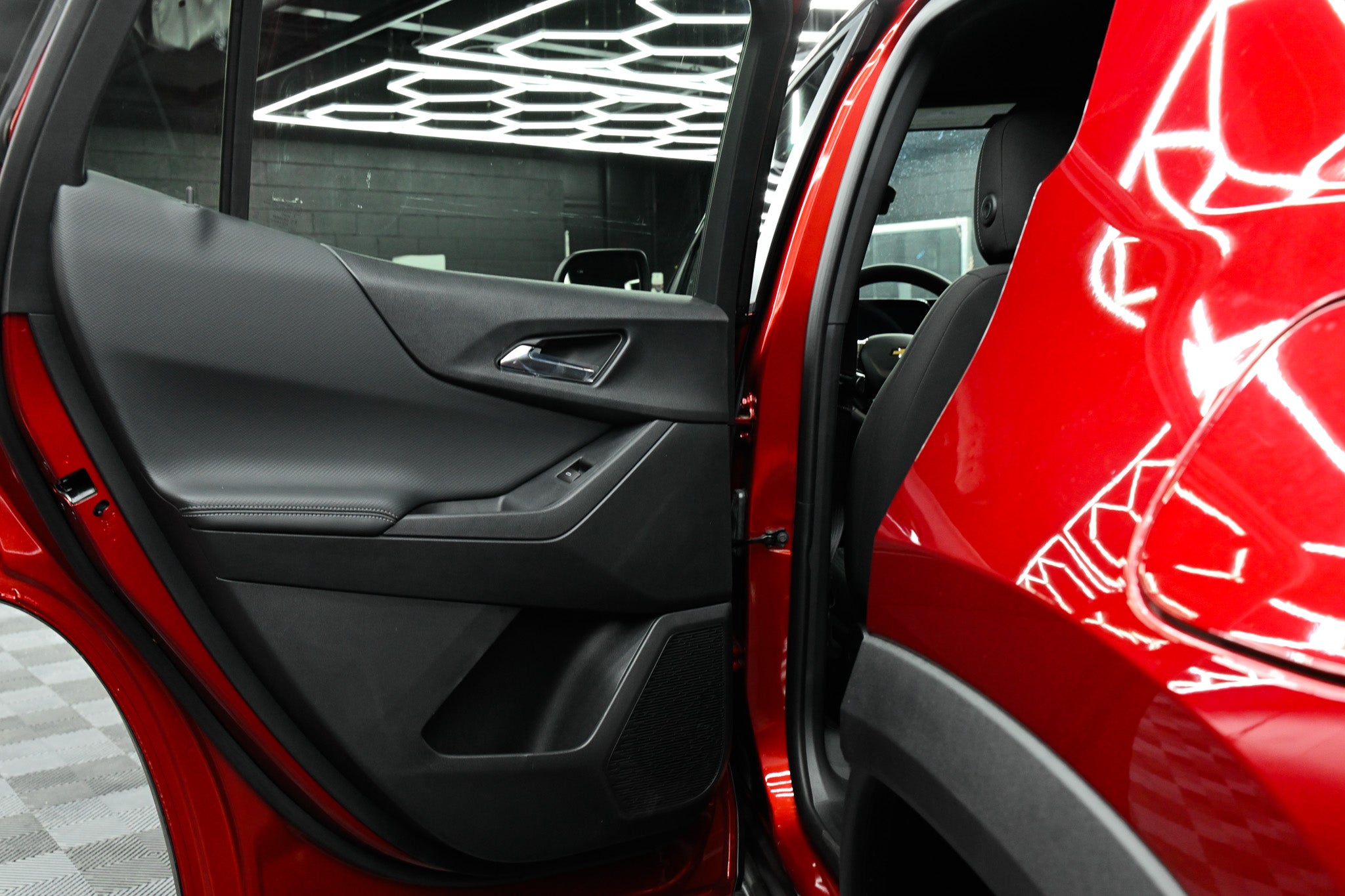 2026 Chevrolet Equinox LT Midnight Edition -Radiant Red