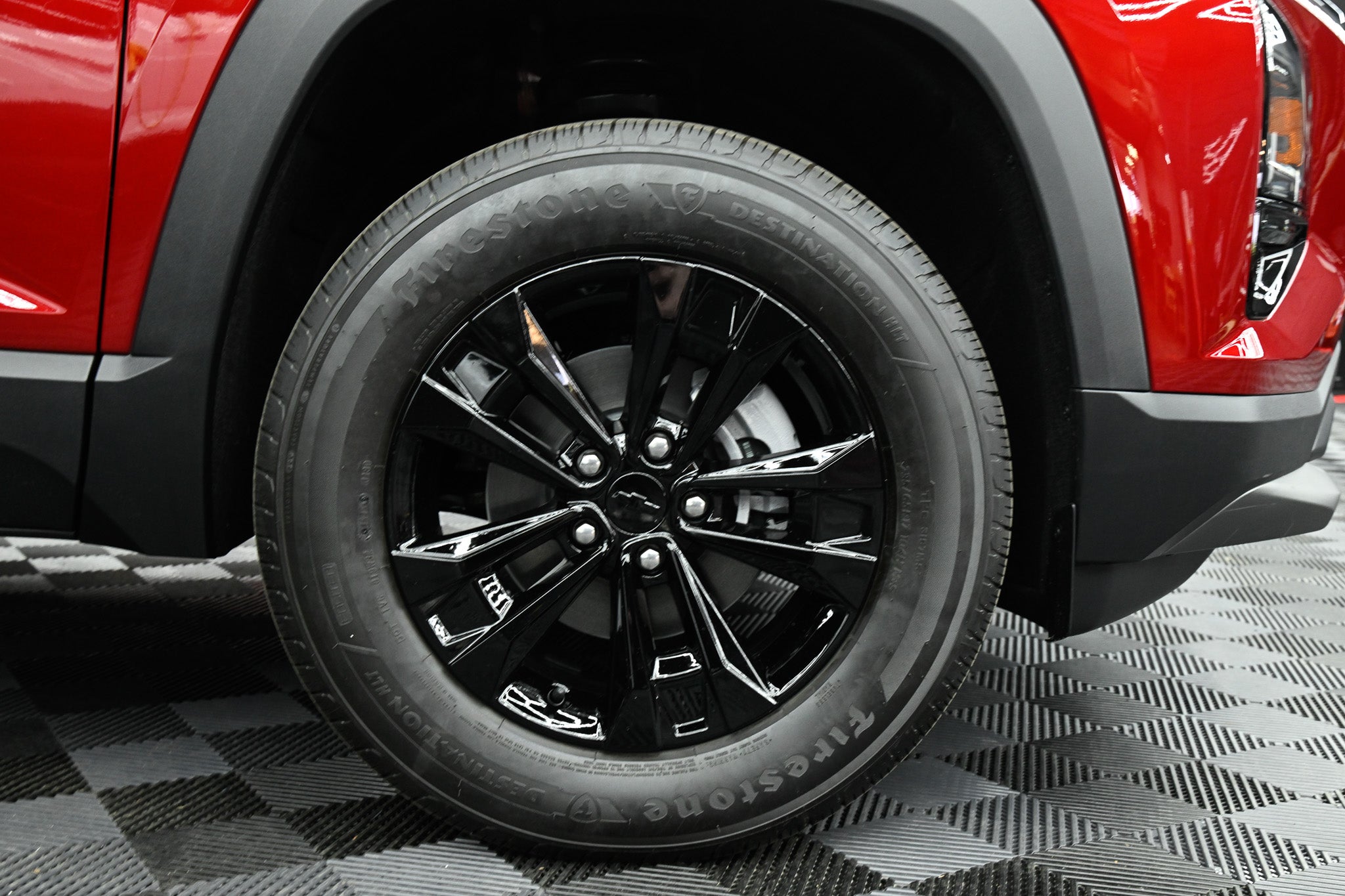 2026 Chevrolet Equinox LT Midnight Edition -Radiant Red