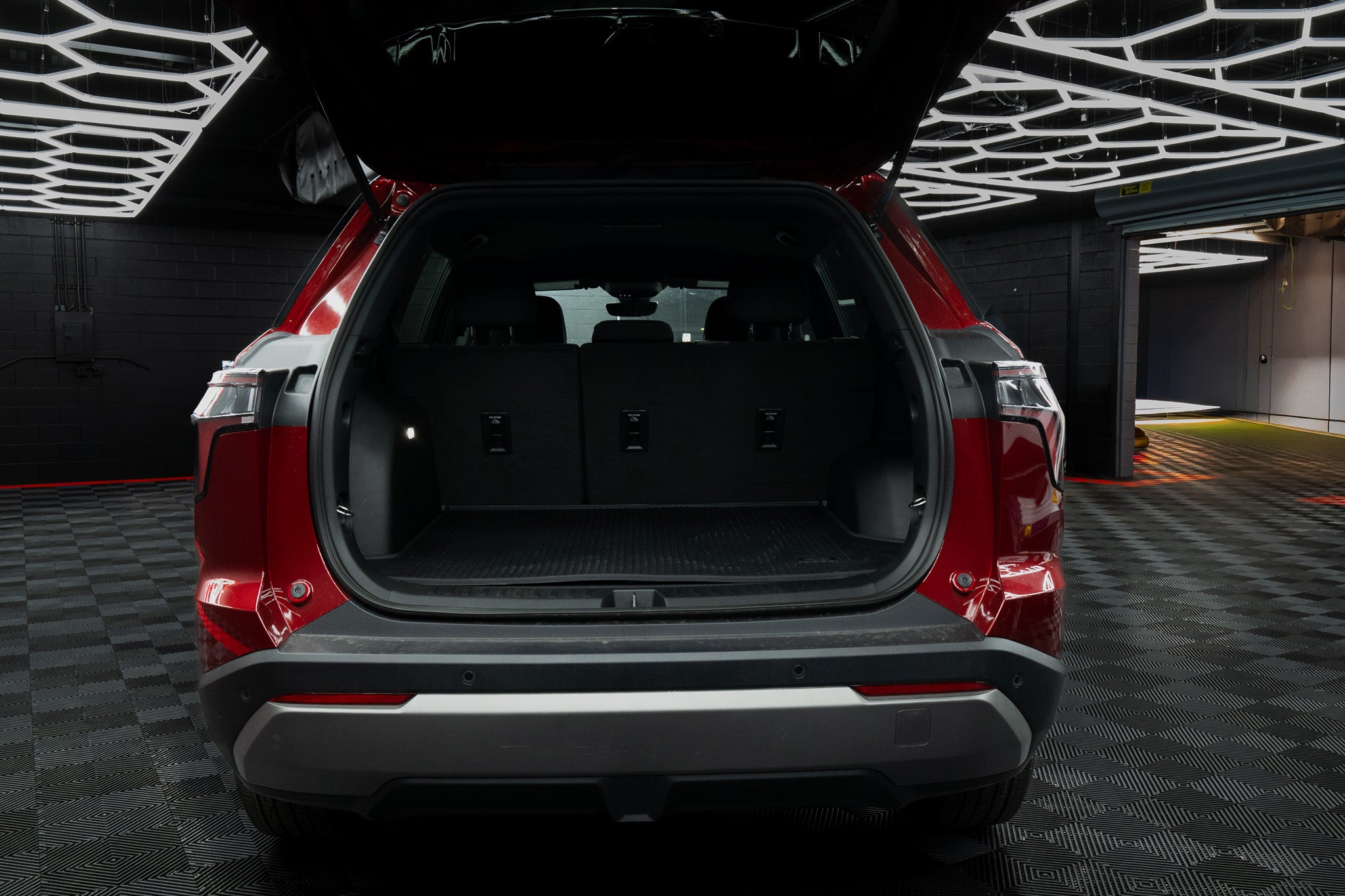 2026 Chevrolet Equinox LT Midnight Edition -Radiant Red