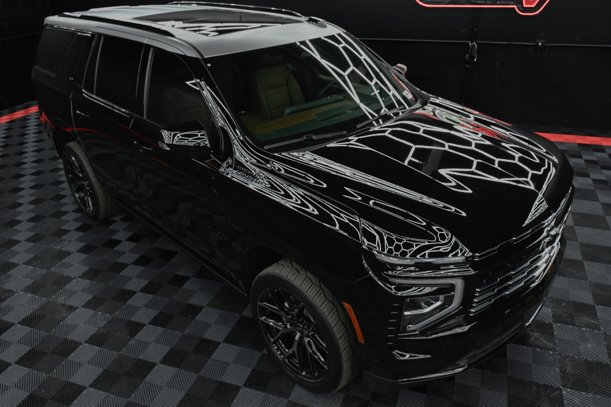 2026 Chevrolet Tahoe High Country- Black w/ Silver