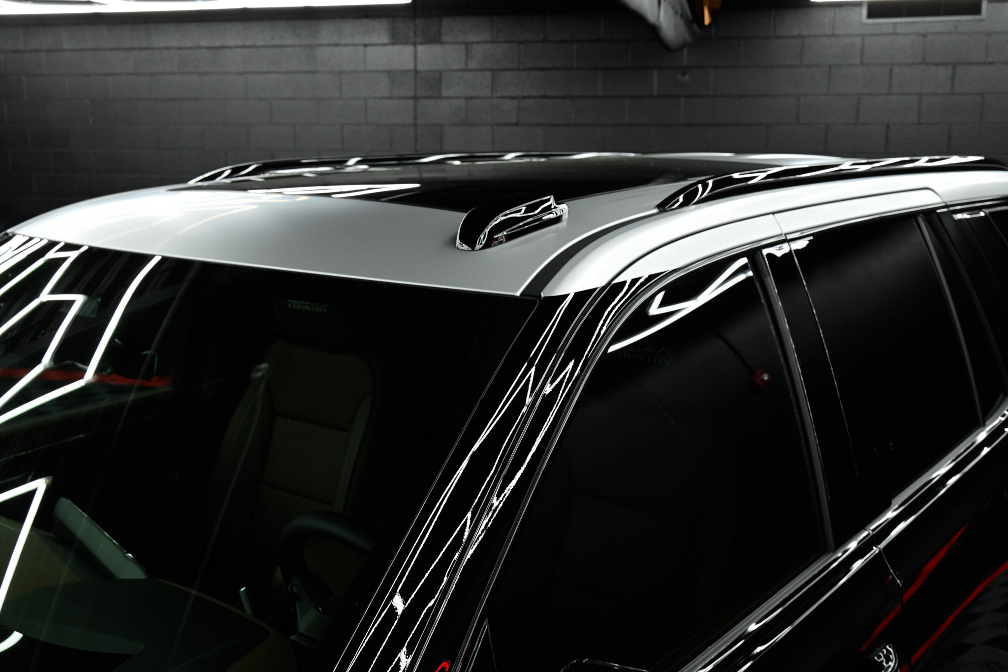 2026 Chevrolet Tahoe High Country- Black w/ Silver