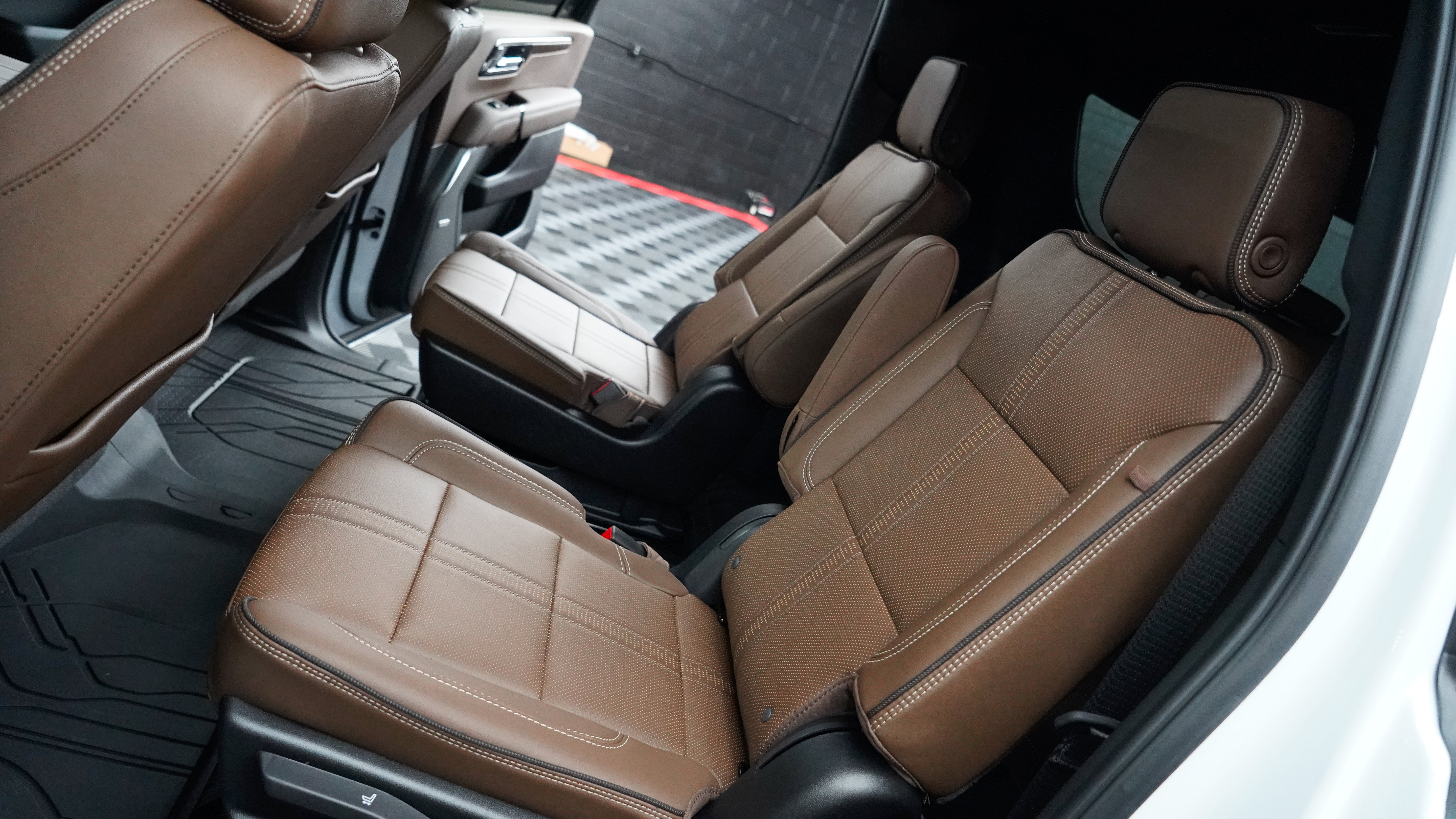 2026 Chevrolet Suburban High Country- Huntersville