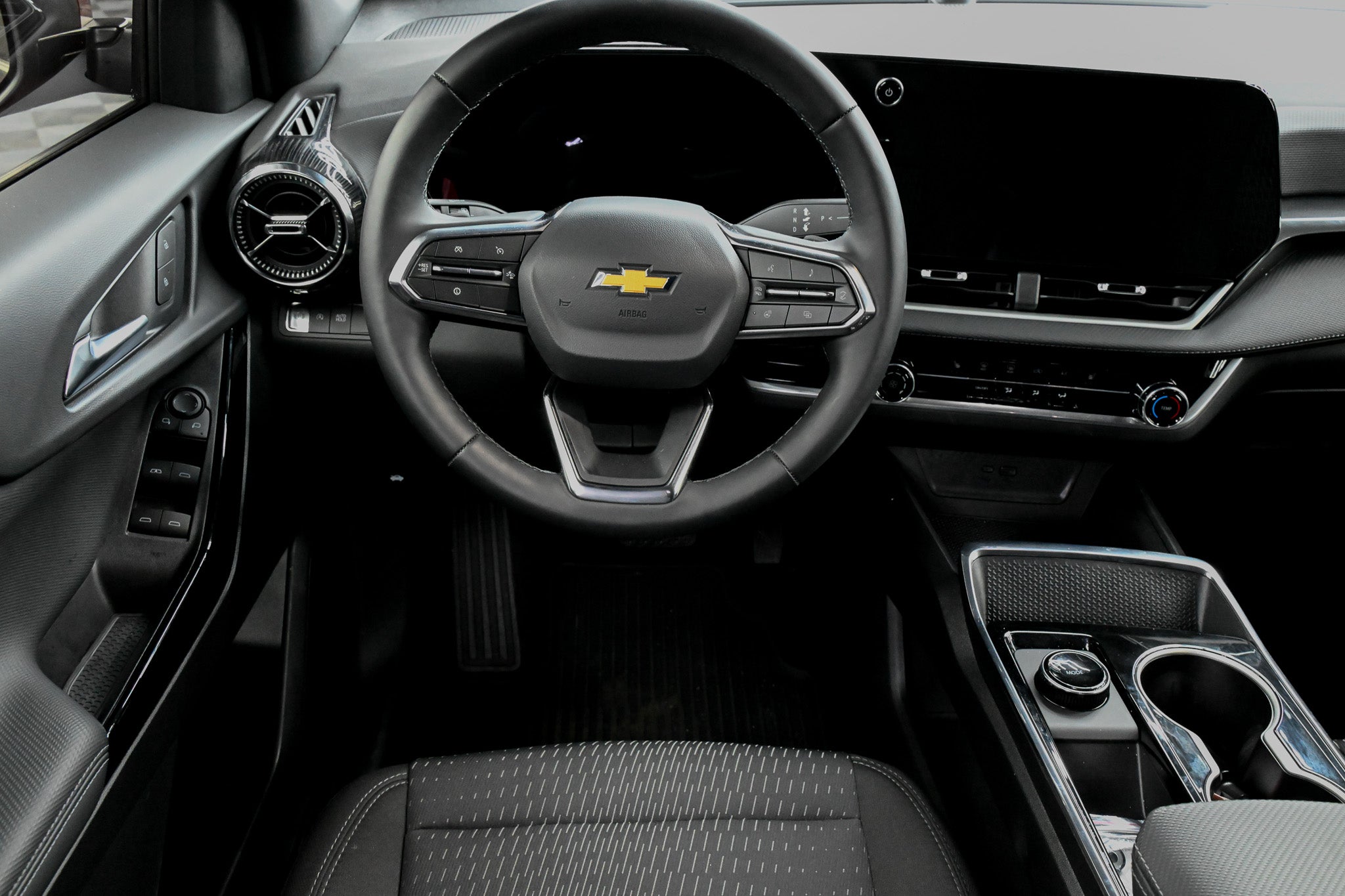 2026 Chevrolet Equinox LT Midnight Edition