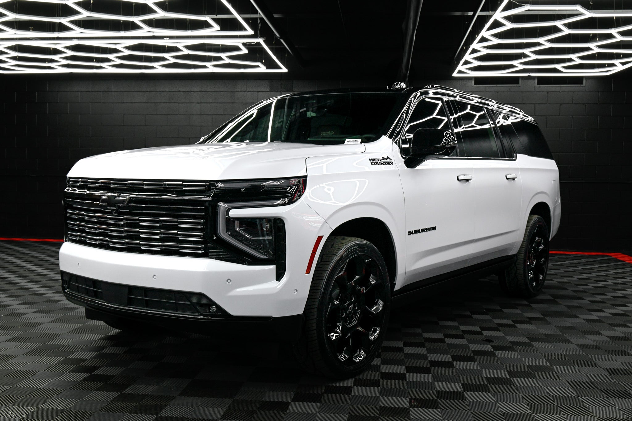2026 Chevrolet Suburban High Country- Polar White