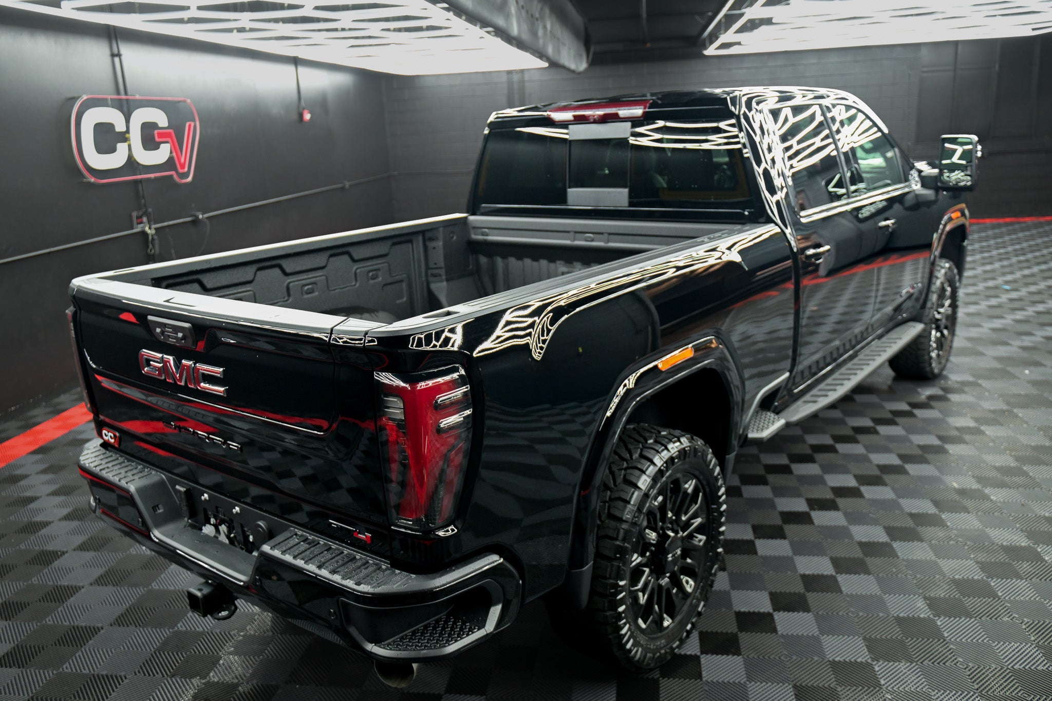 2026 GMC Sierra 2500HD AT4 - Black