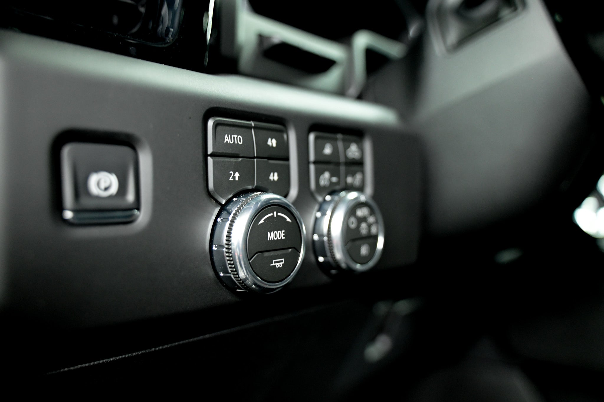 2026 GMC Sierra 2500HD AT4 - Black