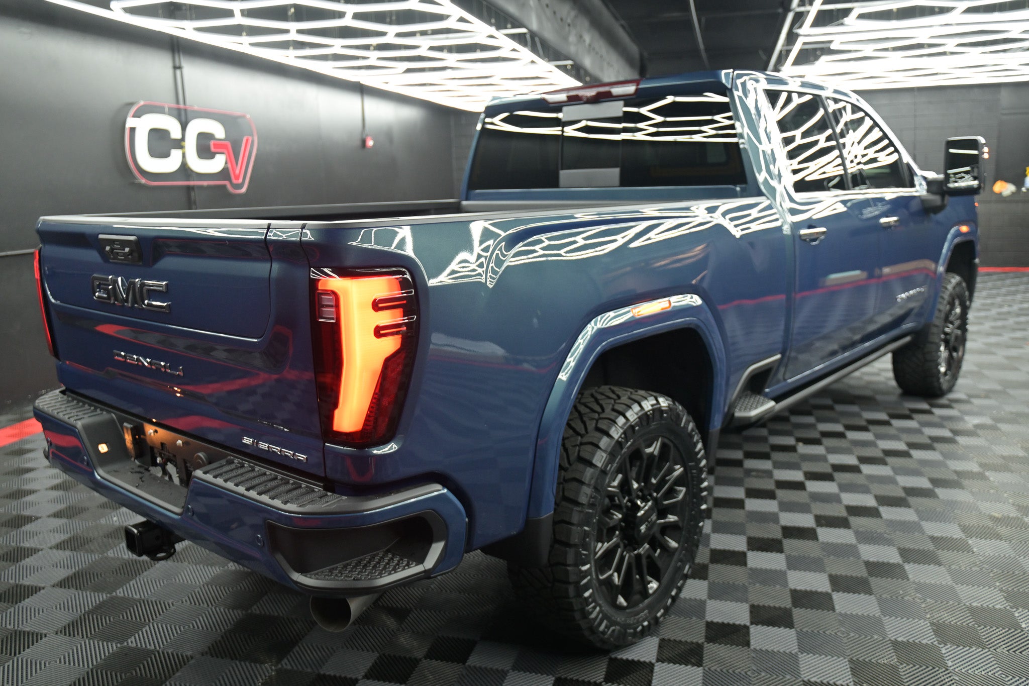 2026 GMC Sierra 2500HD Denali Ultimate- Blue