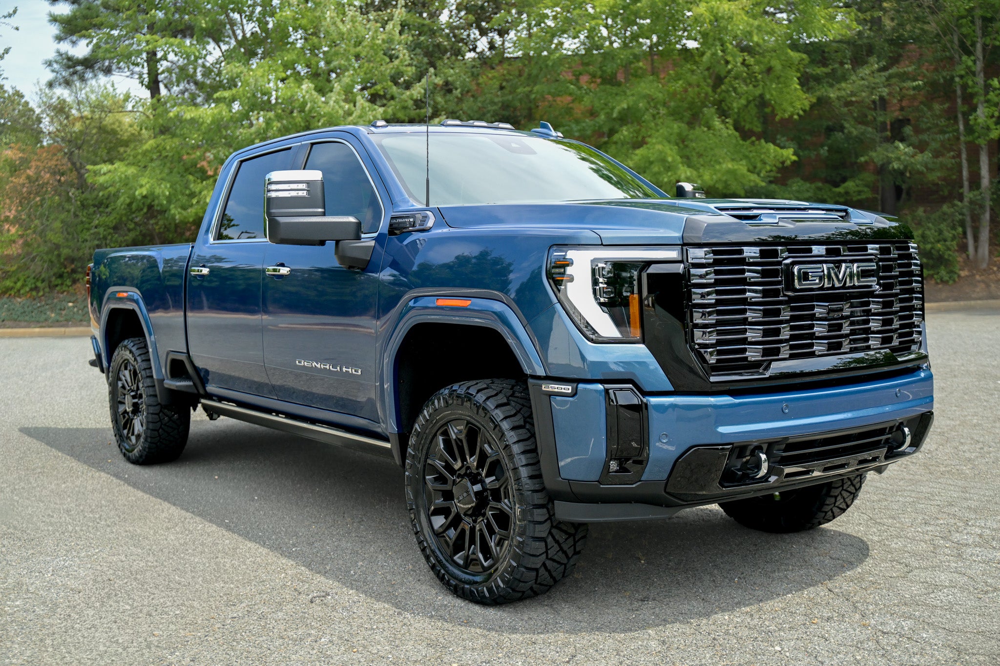 2026 GMC Sierra 2500HD Denali Ultimate- Blue
