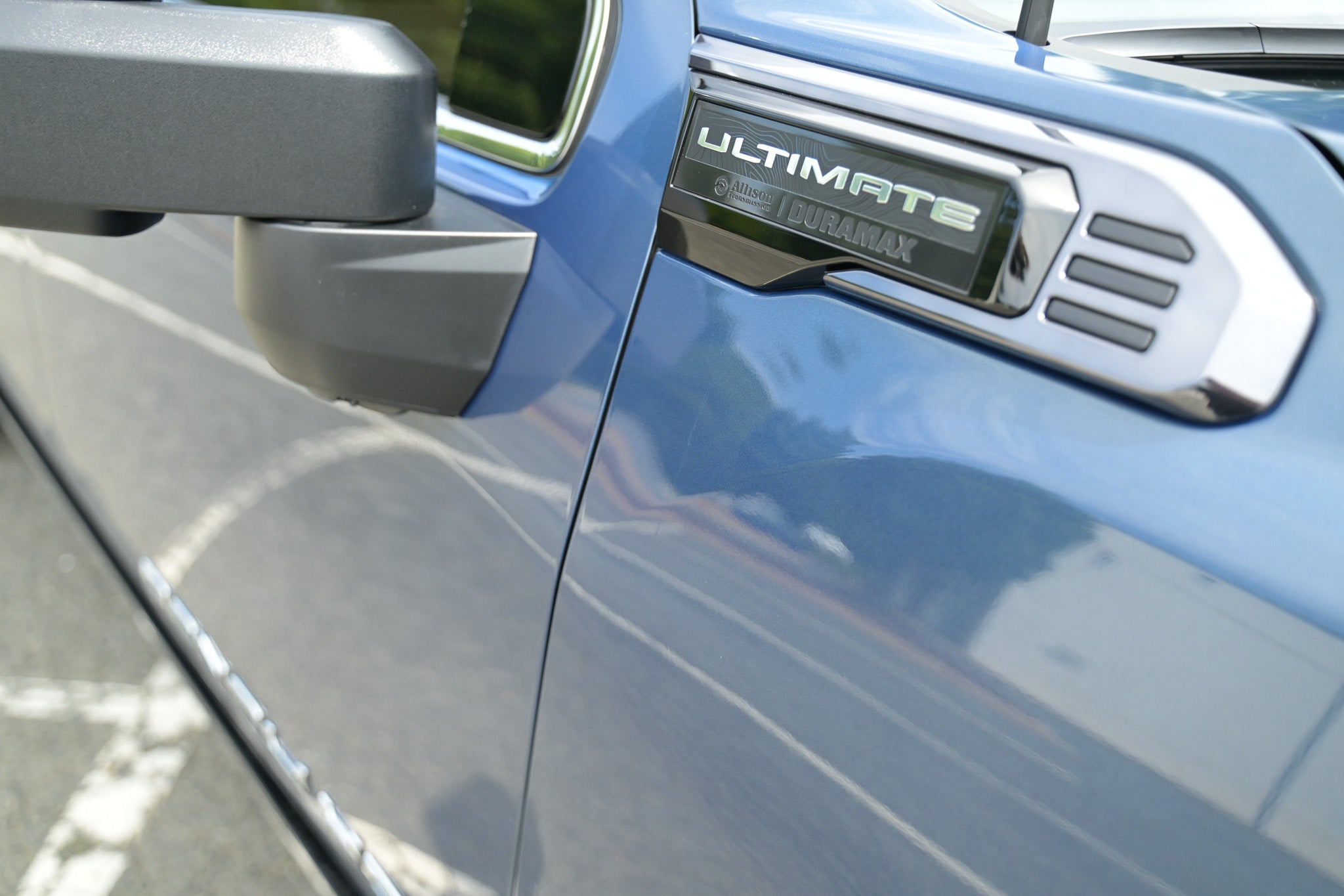 2026 GMC Sierra 2500HD Denali Ultimate- Blue