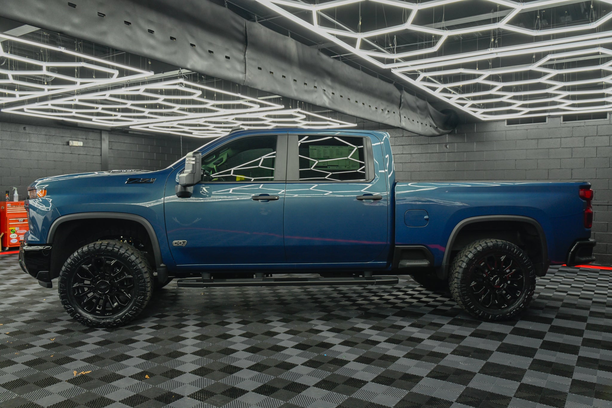2026 Chevrolet Silverado 2500HD Custom BLUE