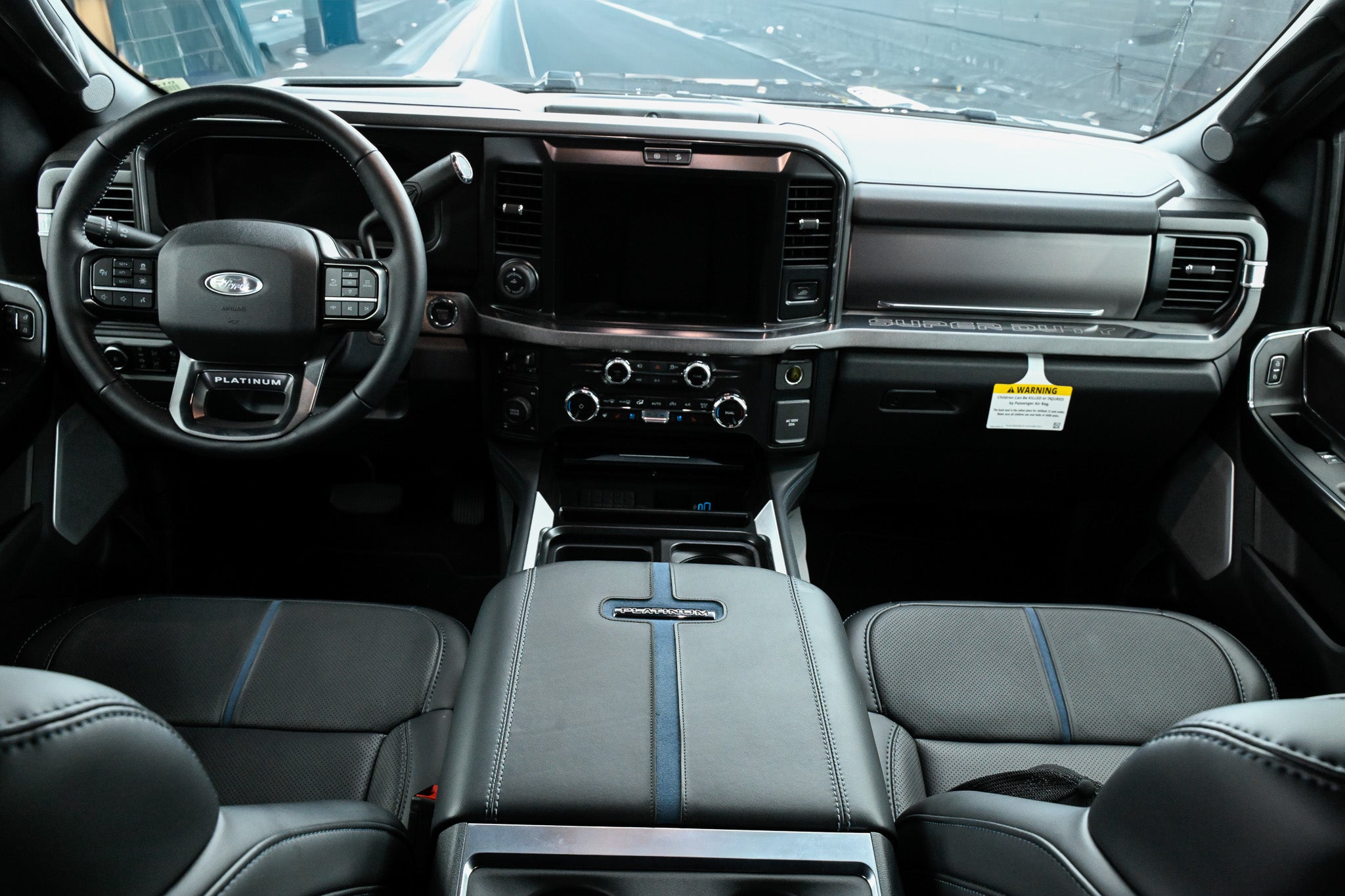 2026 Ford F-350 Platinum OVERLAND Edition