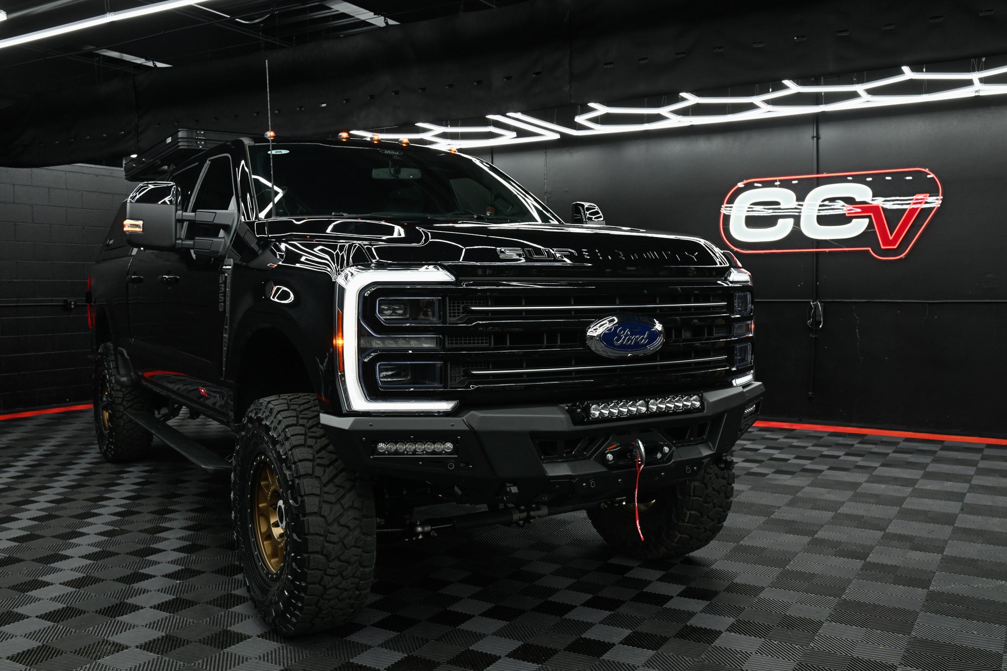 2026 Ford F-350 Platinum OVERLAND Edition