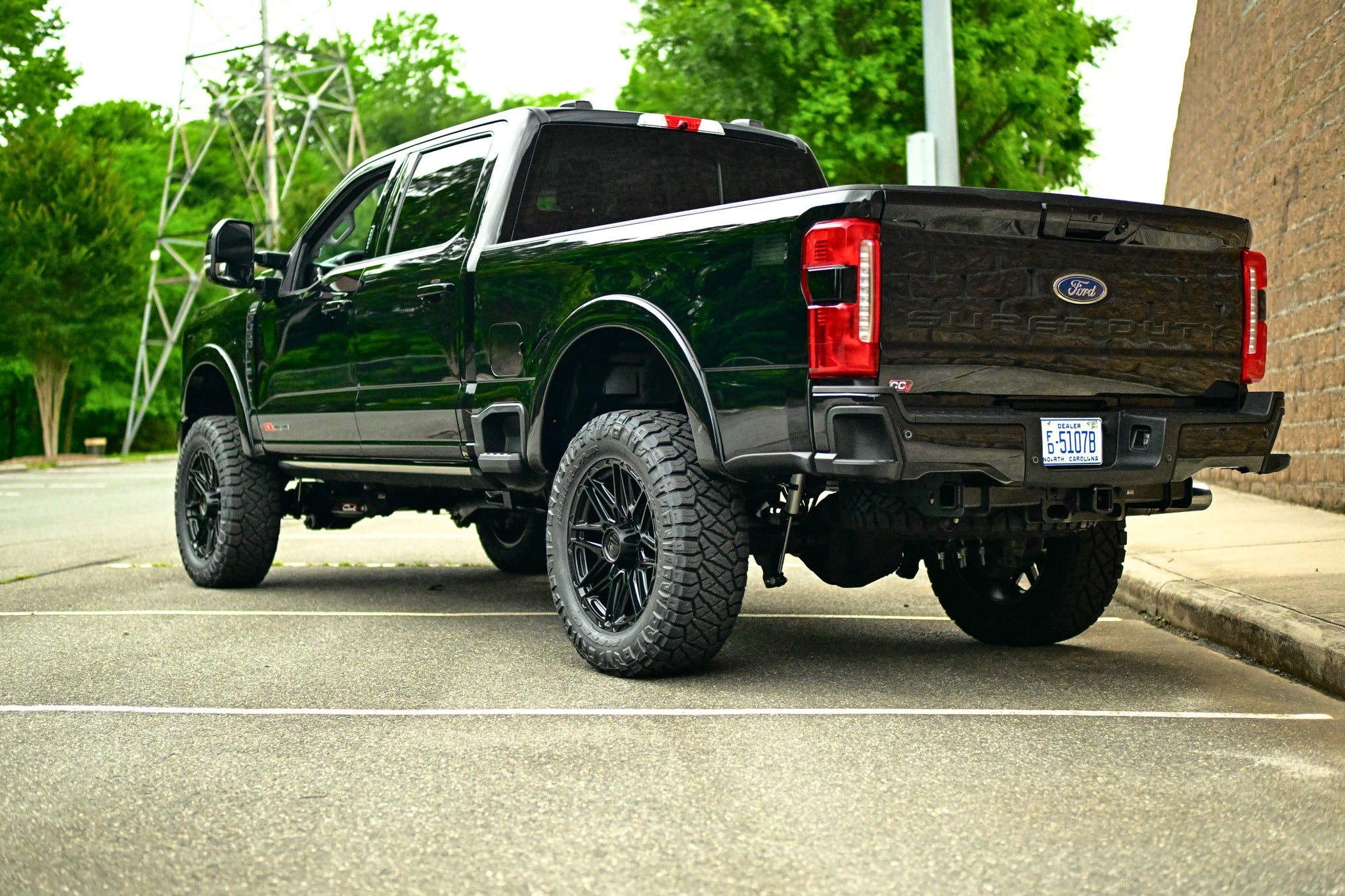 2024 Ford Super Duty F-350 Lariat Tremor