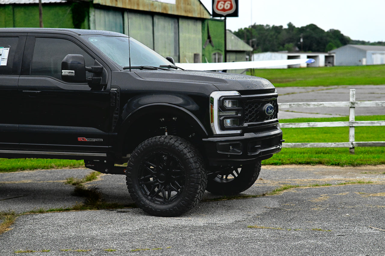 2024 Ford Super Duty F-350 Lariat Tremor