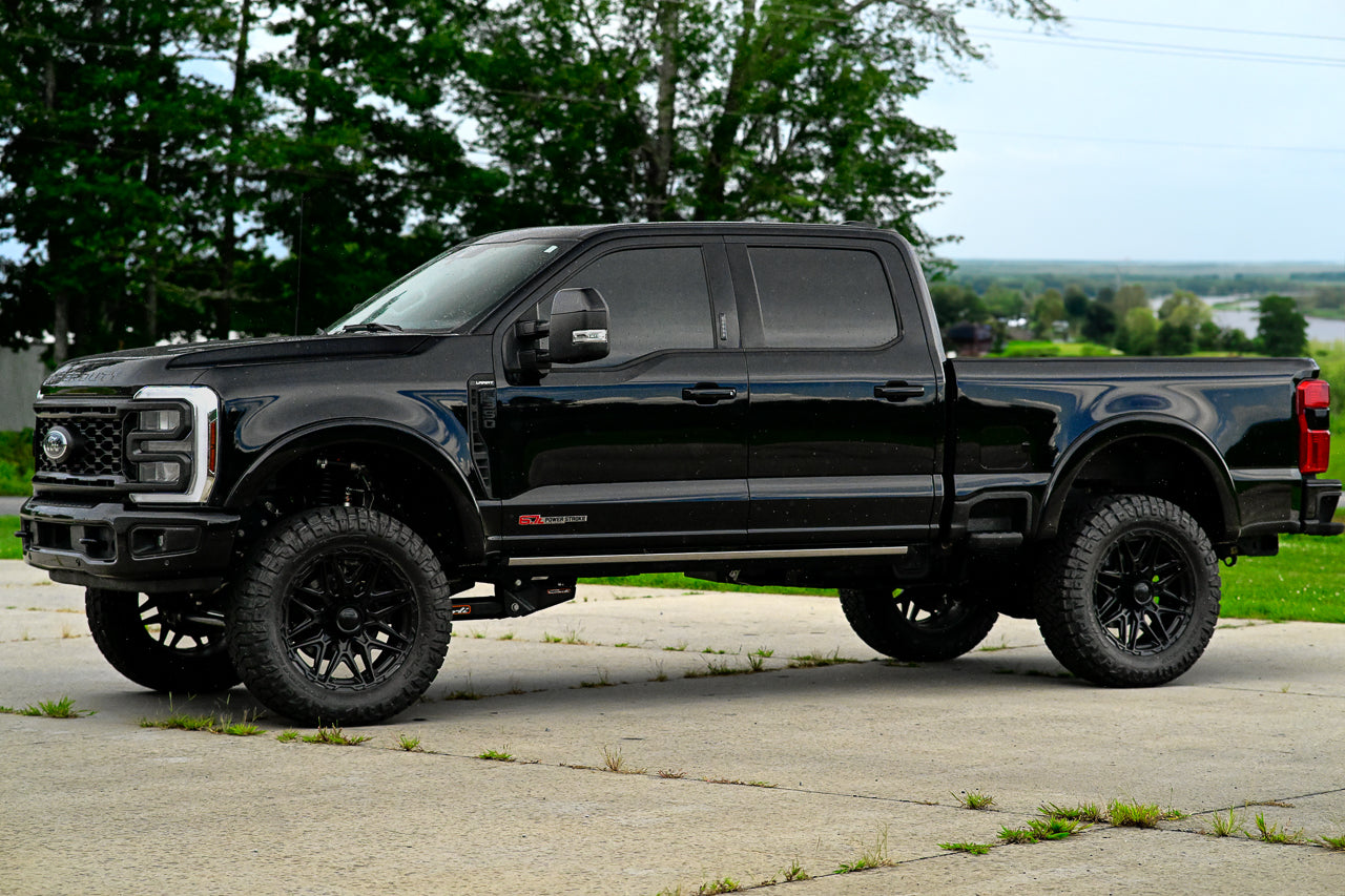 2024 Ford Super Duty F-350 Lariat Tremor