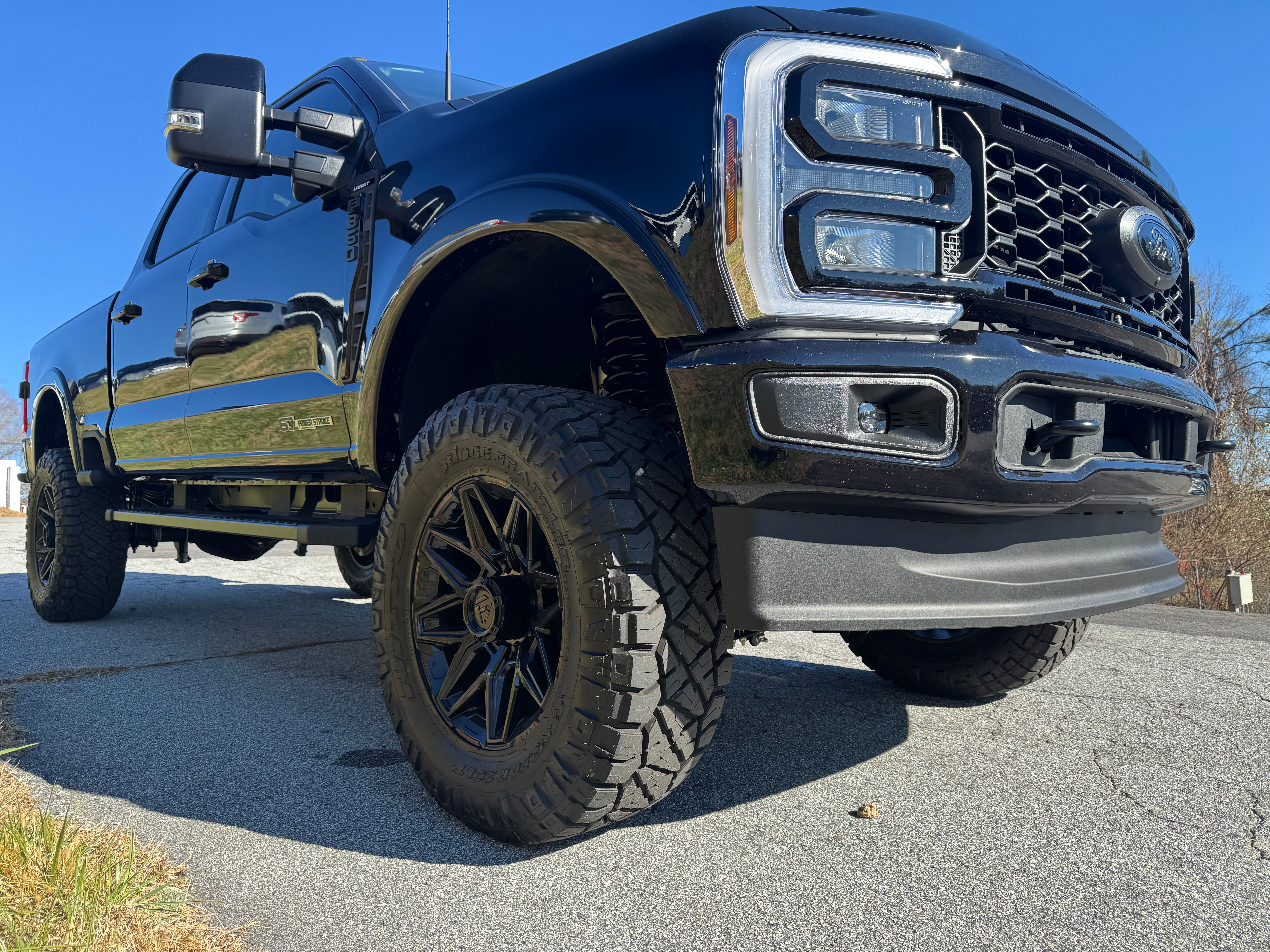 2026 Ford Super Duty F-350® Lariat®