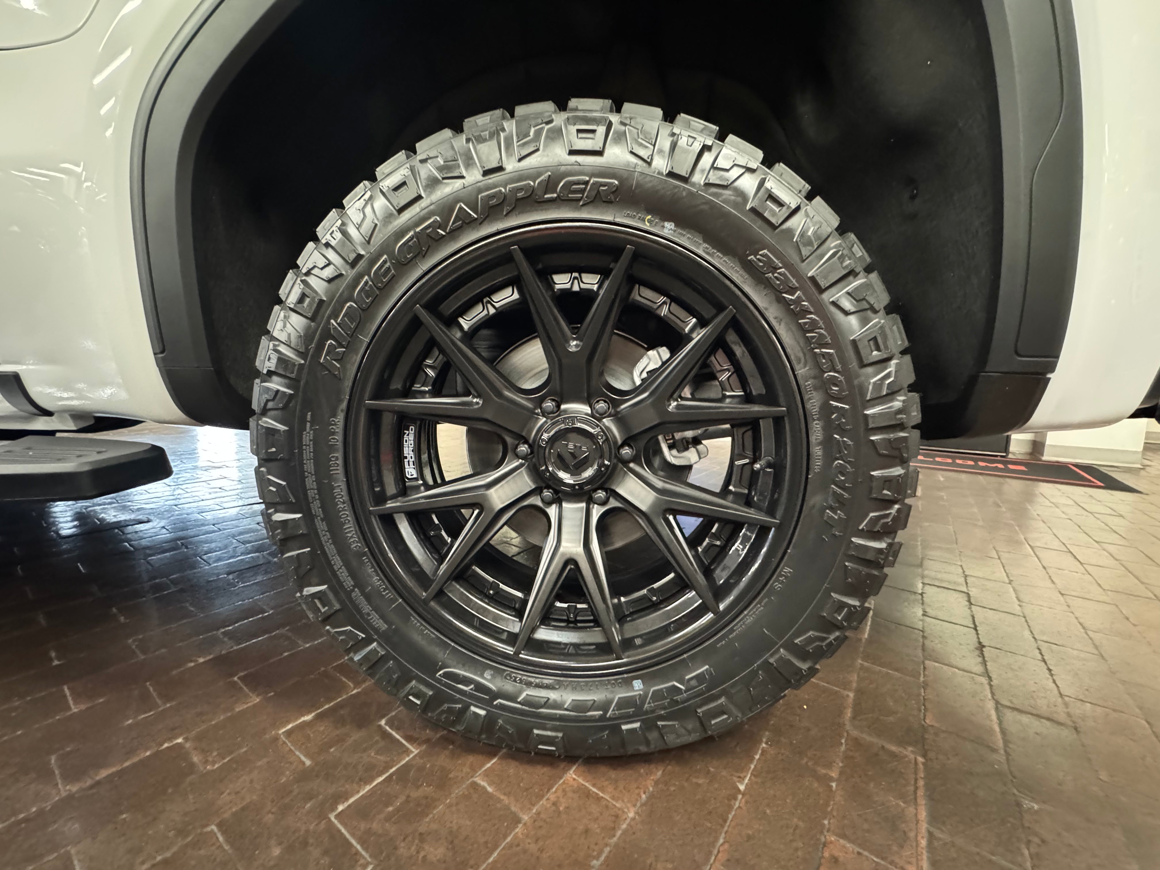 New 2026 GMC Sierra 1500 SLT