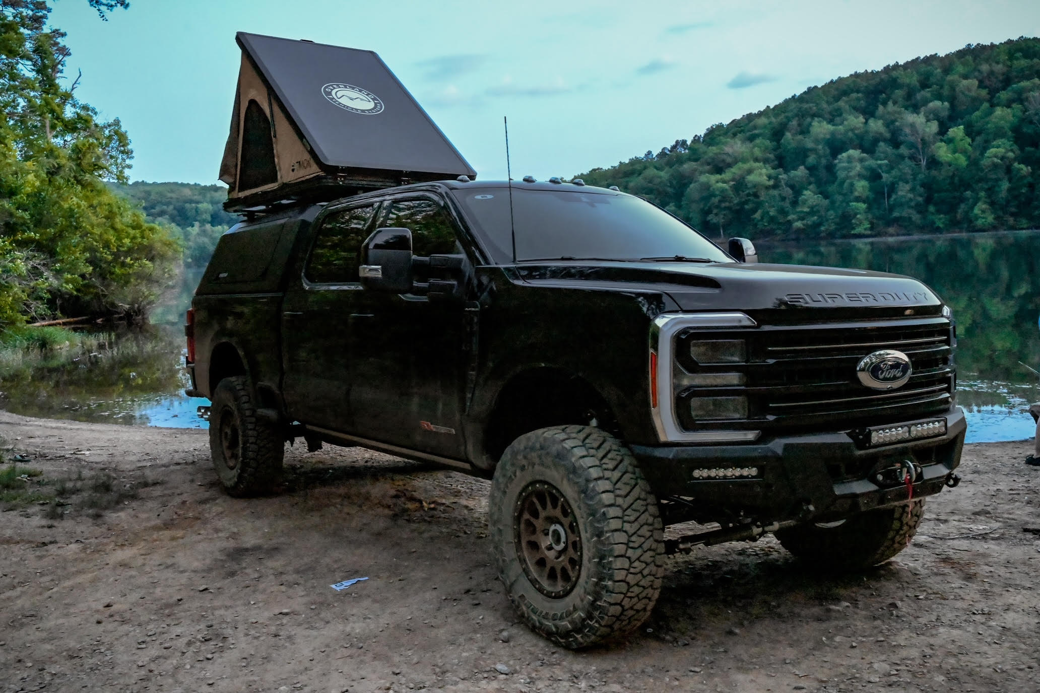 2026 Ford F-350 Platinum OVERLAND Edition