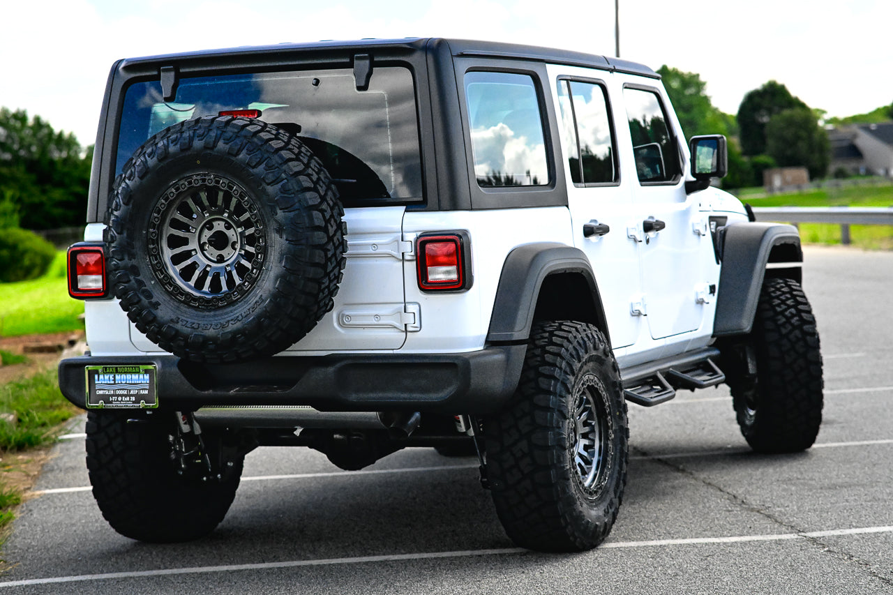2025 Jeep Wrangler Base Camp