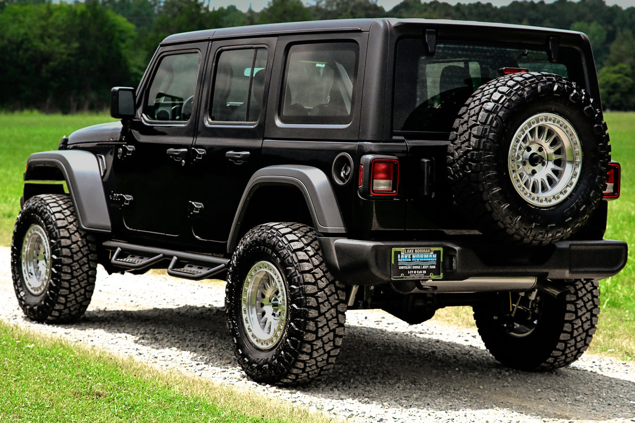 2025 Jeep Wrangler Base Camp