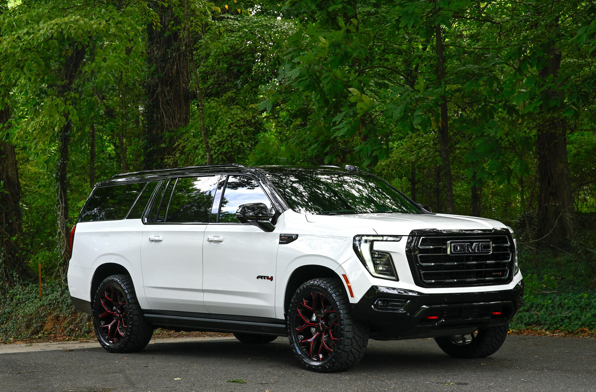 2026 GMC Yukon XL AT4- Dealership Requested Wheels