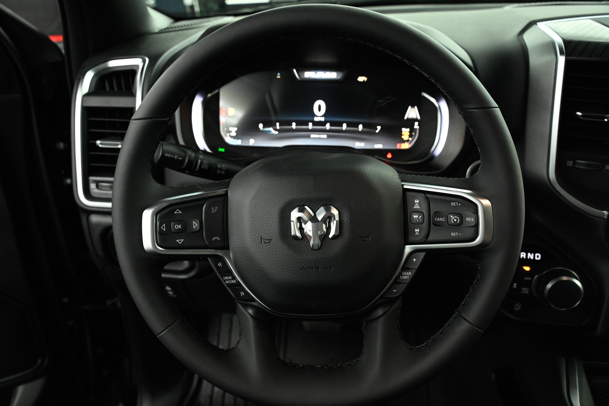 2026 RAM 1500 BIG HORN CREW CAB 4X4