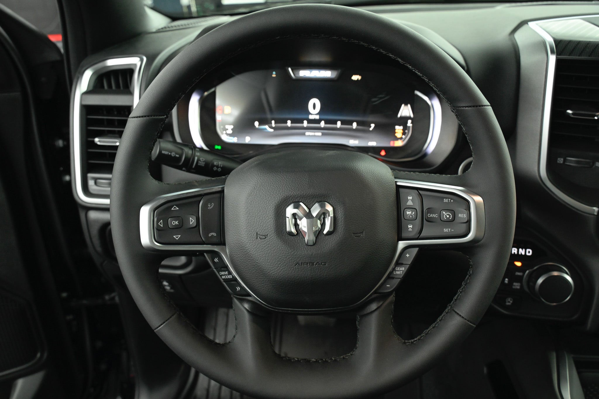 2026 RAM 1500 BIG HORN CREW CAB 4X4