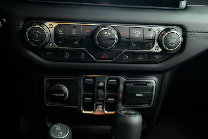 New 2026 Jeep WRANGLER 4-DOOR SAHARA Blue Ridge 220148