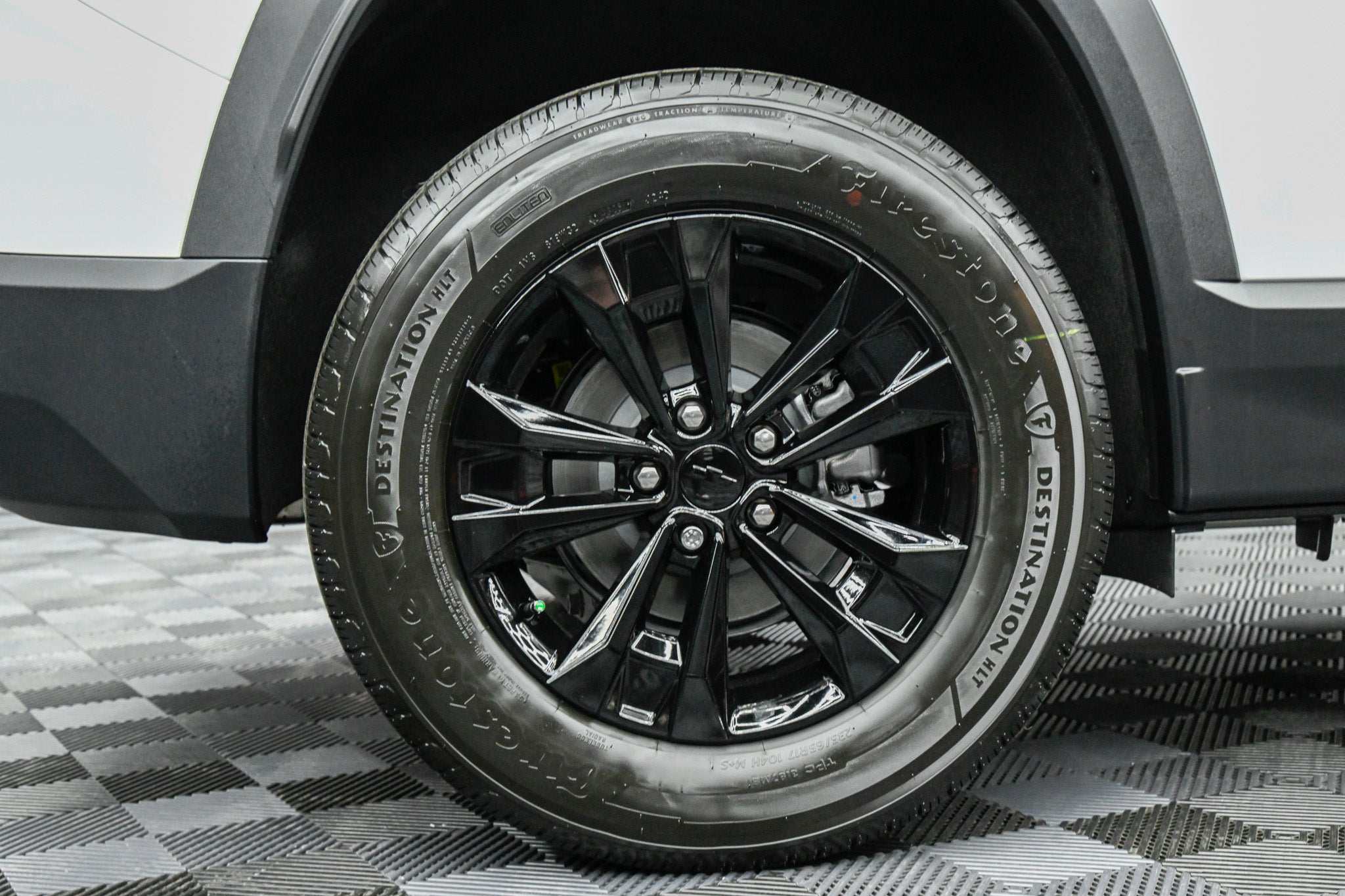 2026 Chevrolet Equinox LT Midnight Edition -White