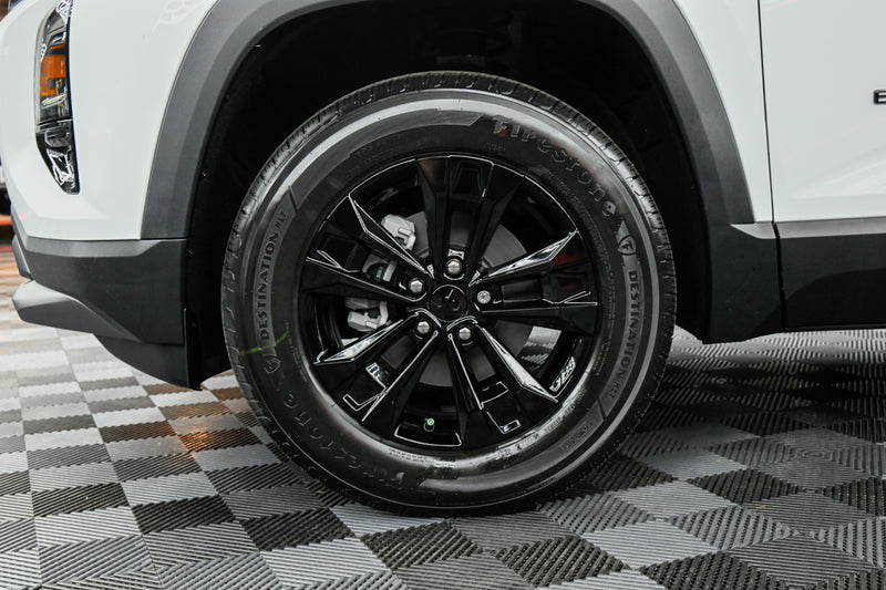 2026 Chevrolet Equinox LT Midnight Edition -White