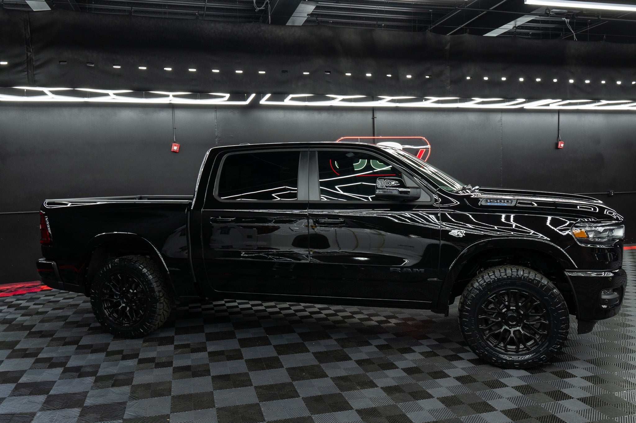 2026 RAM Big Horn- Black LKN