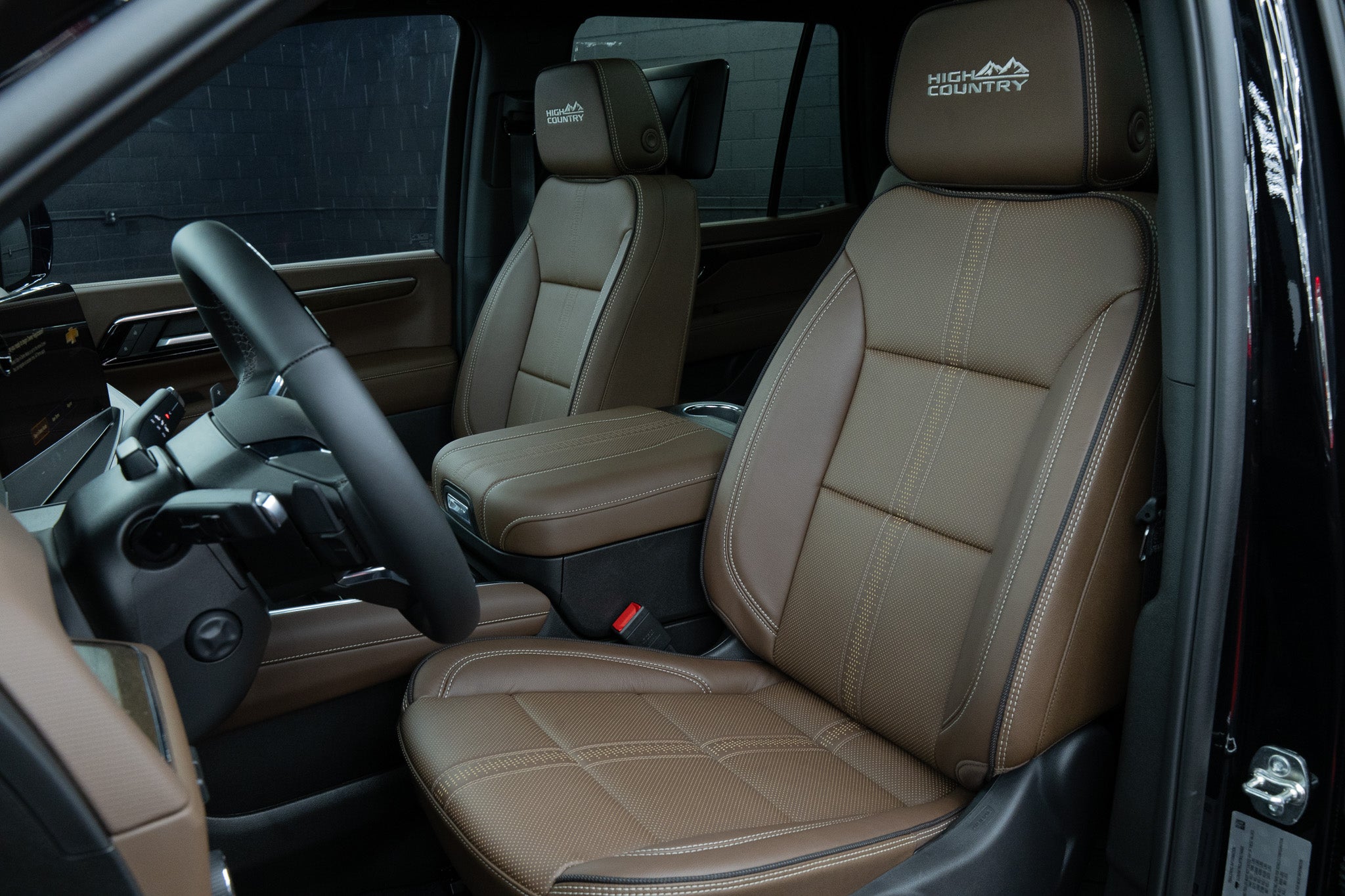 2026 Chevrolet Tahoe High Country- Black w/ Silver