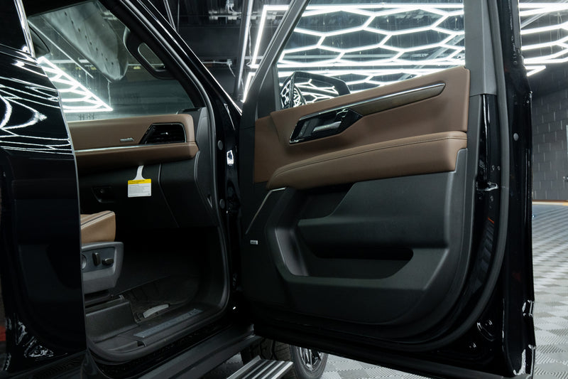 2026 Chevrolet Tahoe High Country- Black w/ Silver