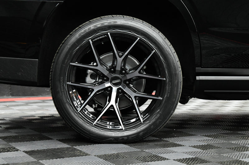 2026 Chevrolet Tahoe High Country- Black w/ Silver