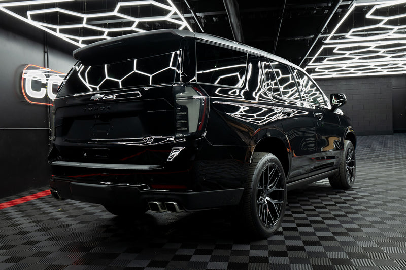 2026 Chevrolet Tahoe High Country- Black w/ Silver