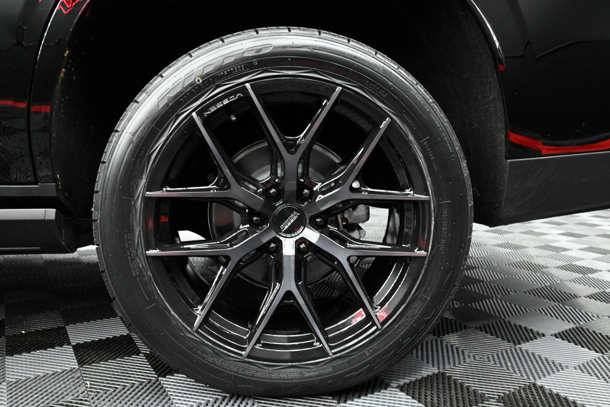 2026 Chevrolet Tahoe High Country- Black w/ Silver