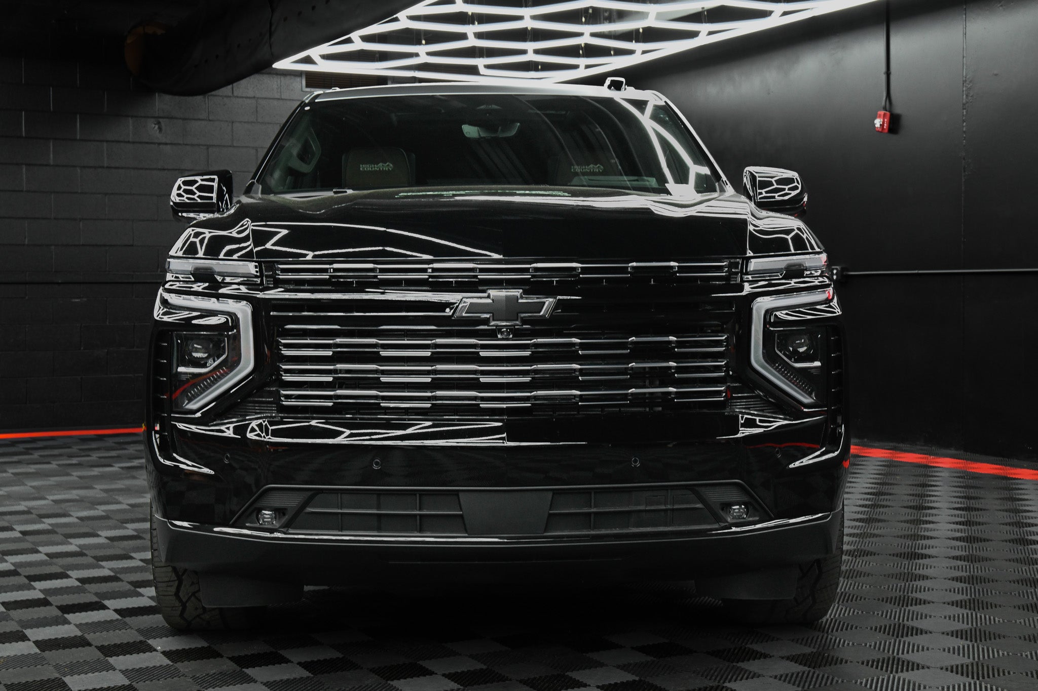 2026 Chevrolet Tahoe High Country- Black w/ Silver