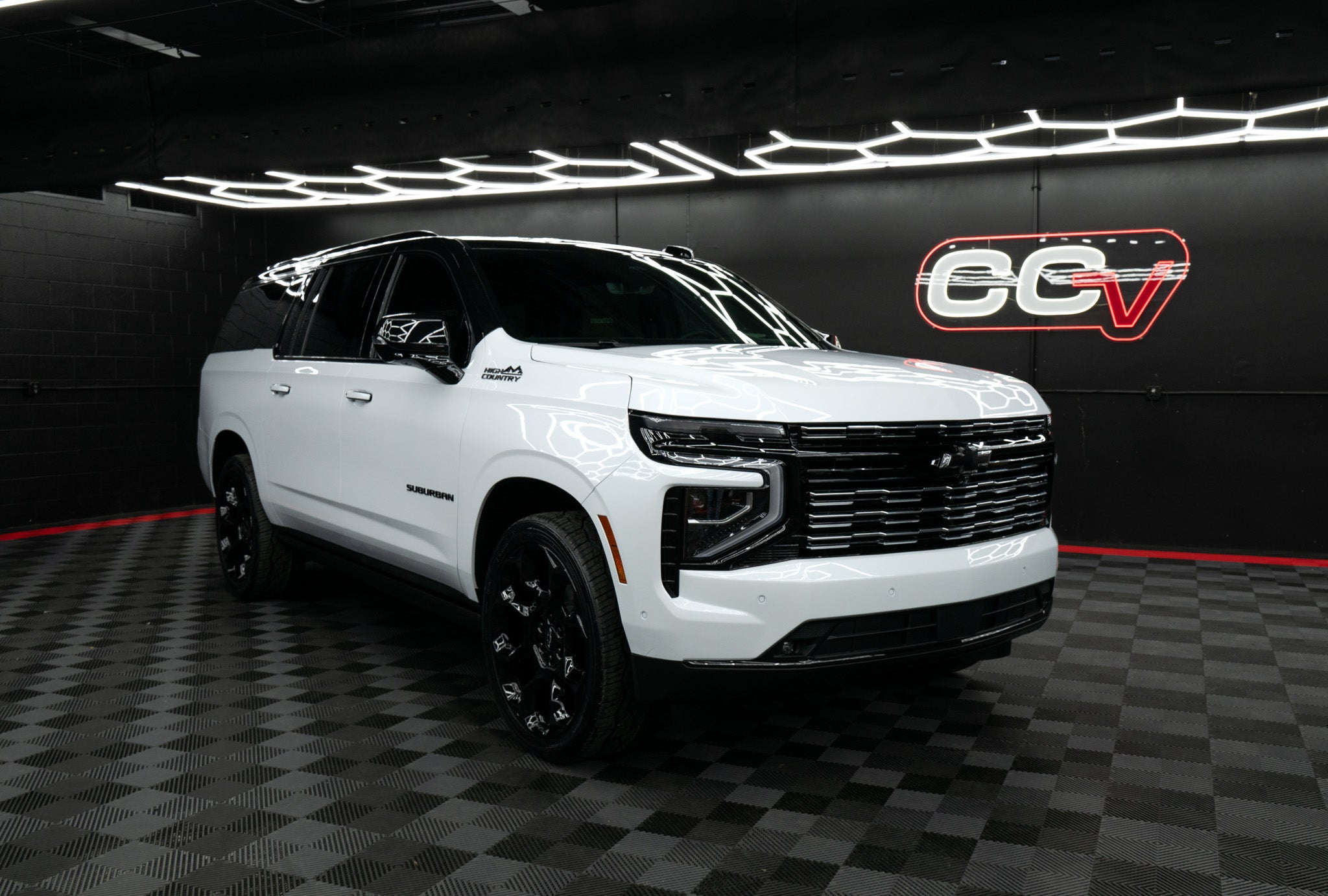 2026 Chevrolet Suburban High Country- Polar White