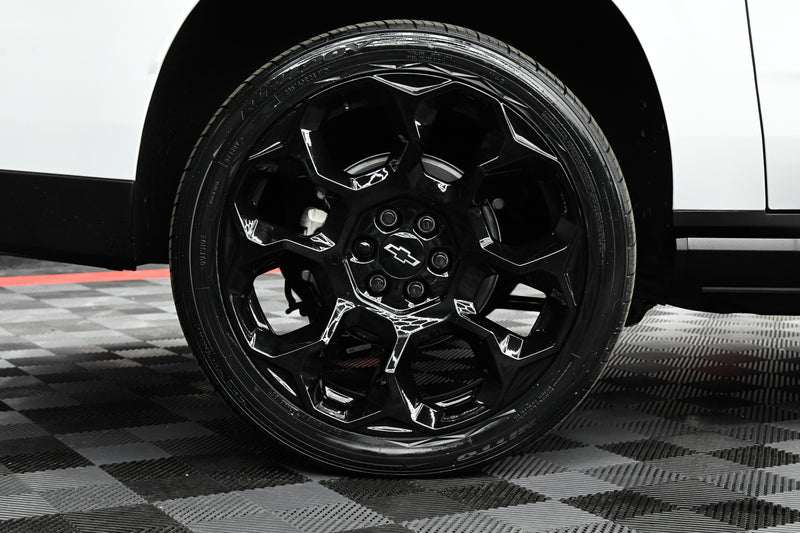 2026 Chevrolet Suburban High Country- Polar White